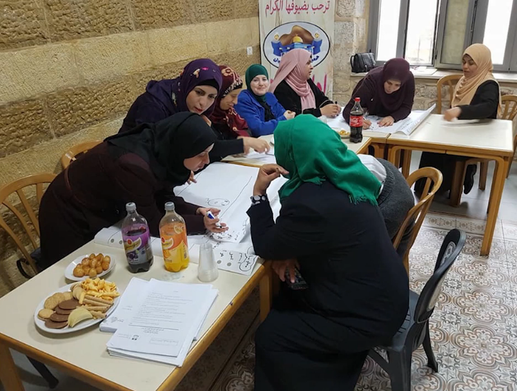 جمعية الفتيات المقدسيات من أجل خلق فرص عمل للمرأة المقدسية وتمكينها.
